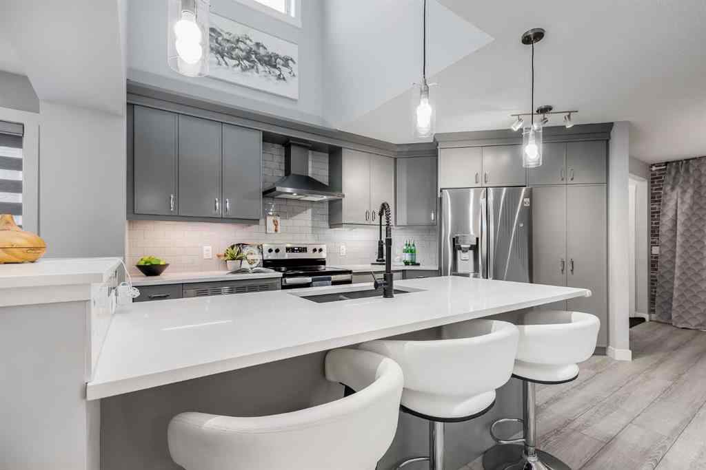 MLS® A2265355 - 1037 Chinook Gate Heath SW in Chinook Gate Airdrie, Residential