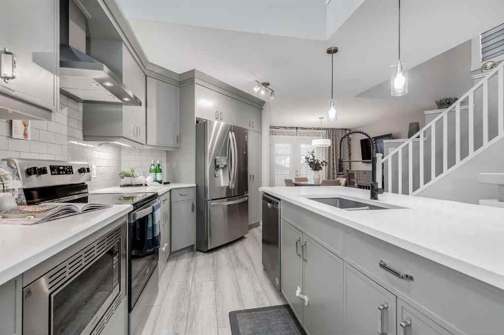 MLS® A2265355 - 1037 Chinook Gate Heath SW in Chinook Gate Airdrie, Residential