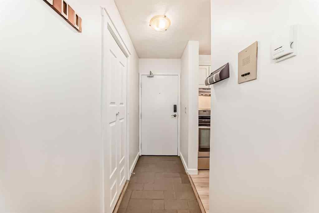 MLS® A2265356 - Unit #3307 393 Patterson Hill SW in Patterson Calgary, Residential