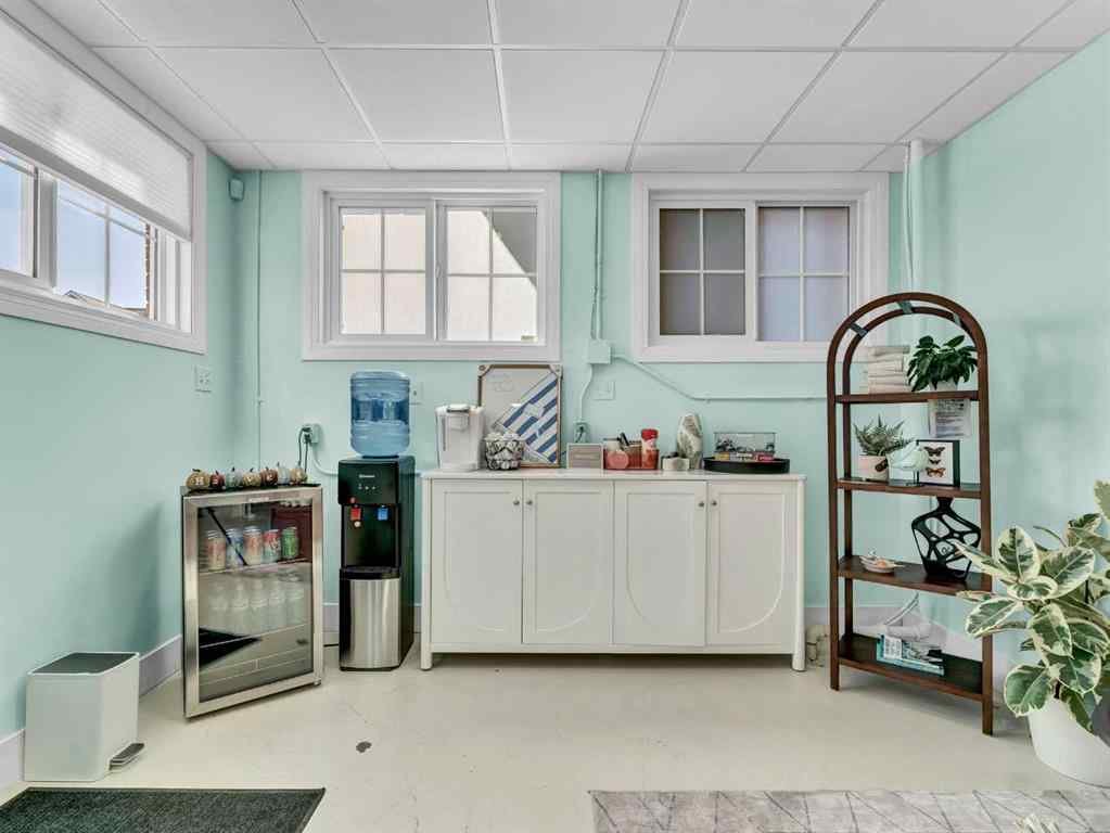 MLS® A2265357 - 339 North Railway Street SE in River Flats Medicine Hat, Commercial