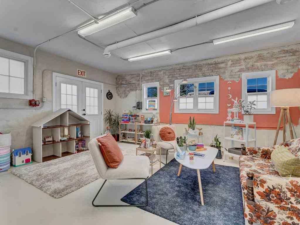 MLS® A2265357 - 339 North Railway Street SE in River Flats Medicine Hat, Commercial