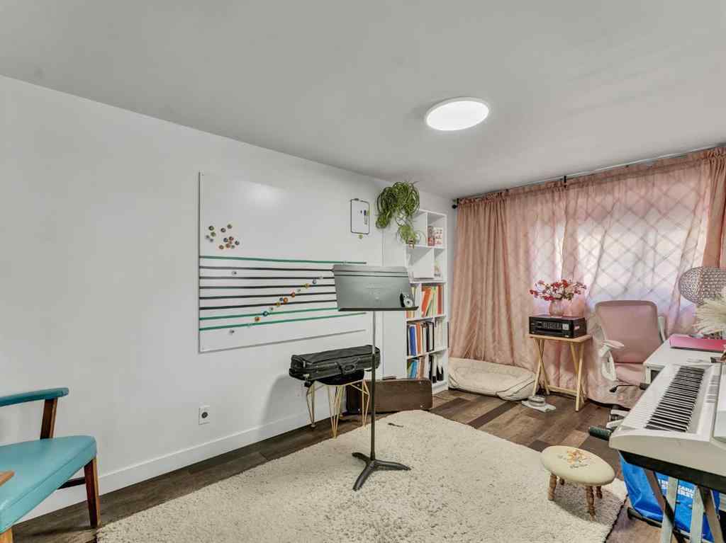 MLS® A2265357 - 339 North Railway Street SE in River Flats Medicine Hat, Commercial