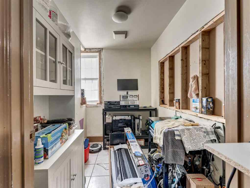 MLS® A2265357 - 339 North Railway Street SE in River Flats Medicine Hat, Commercial