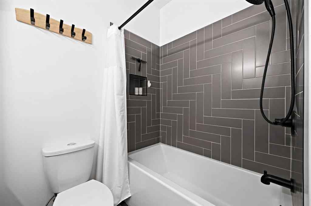 MLS® A2265358 - Unit #13 108 Rockyledge View NW in Rocky Ridge Calgary, Residential