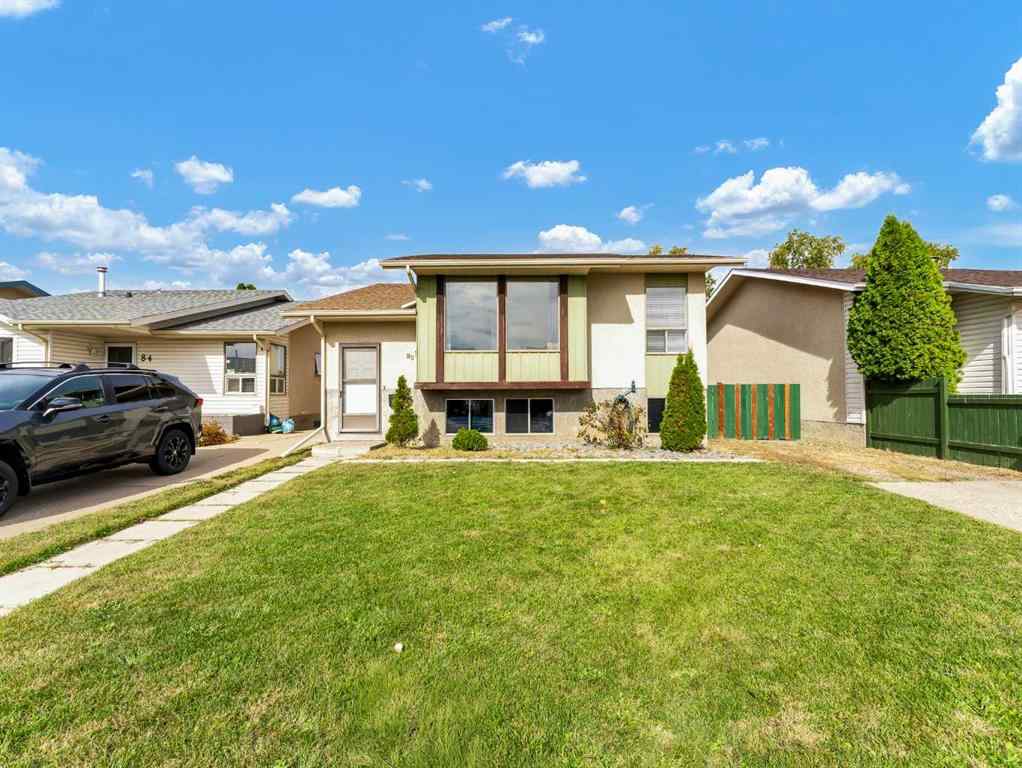 MLS® A2265361 - 90 Simpson Crescent SE in SE Southridge Medicine Hat, Residential