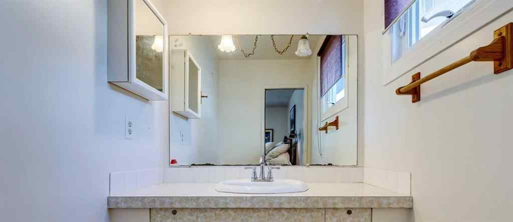 MLS® A2265366 - 5023 Nemiskam Road NW in North Haven Calgary, Residential