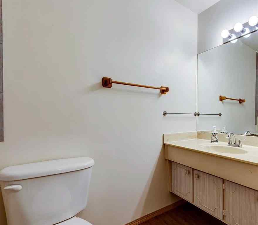 MLS® A2265366 - 5023 Nemiskam Road NW in North Haven Calgary, Residential