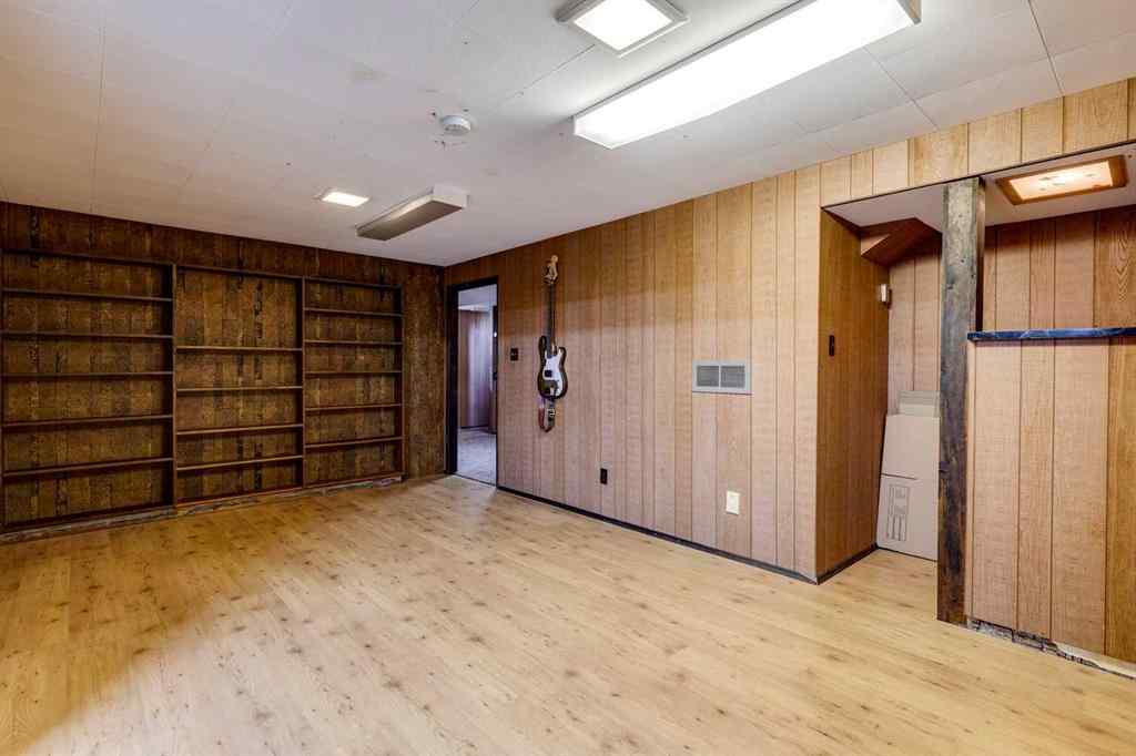 MLS® A2265366 - 5023 Nemiskam Road NW in North Haven Calgary, Residential