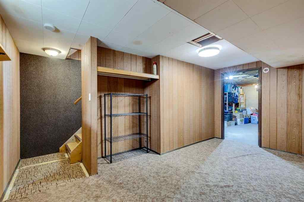 MLS® A2265366 - 5023 Nemiskam Road NW in North Haven Calgary, Residential