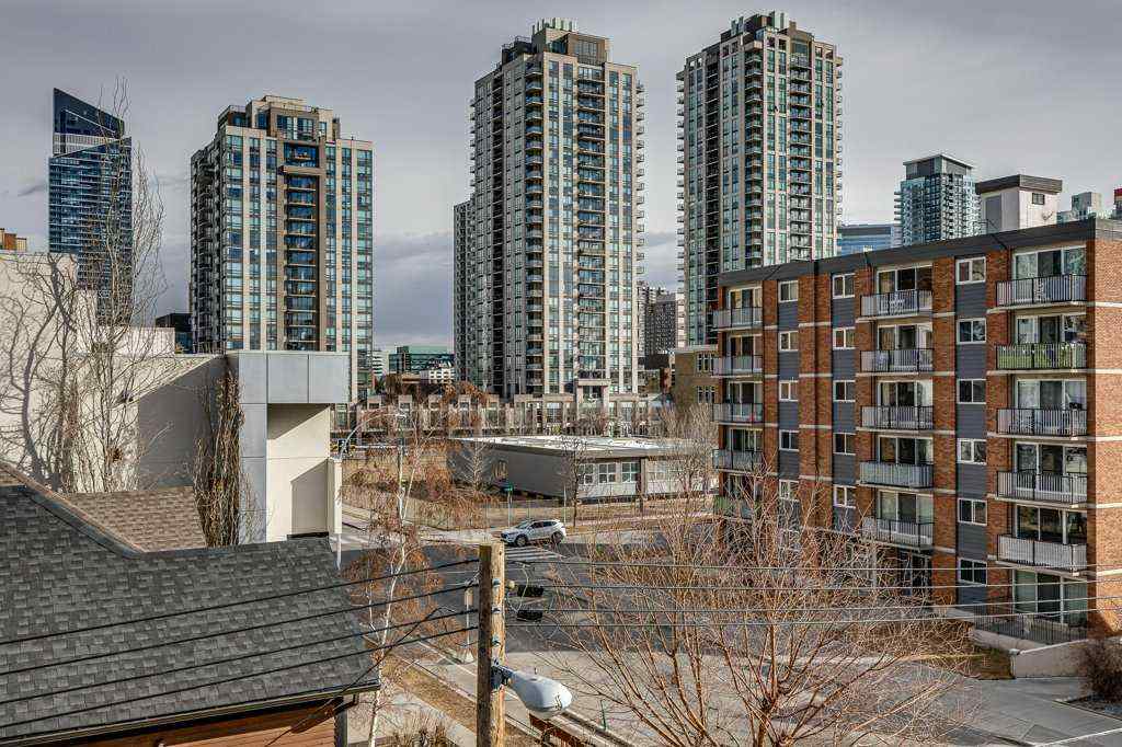 MLS® A2265369 - Unit #404 1208 14 Avenue SW in Beltline Calgary, Residential