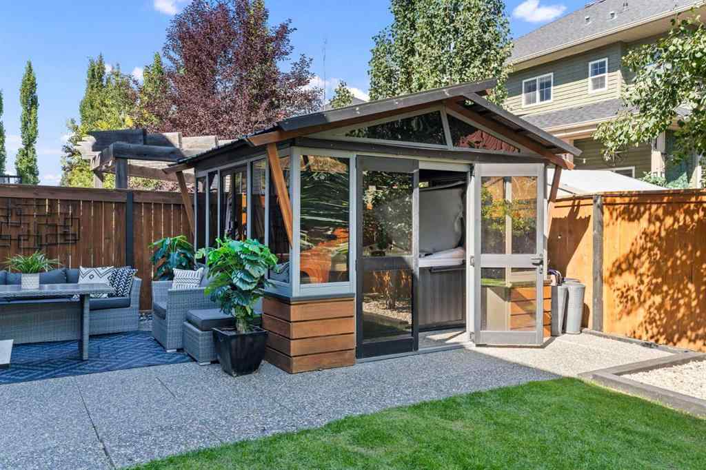 MLS® A2265373 - 809 Canoe Green SW in Canals Airdrie, Residential