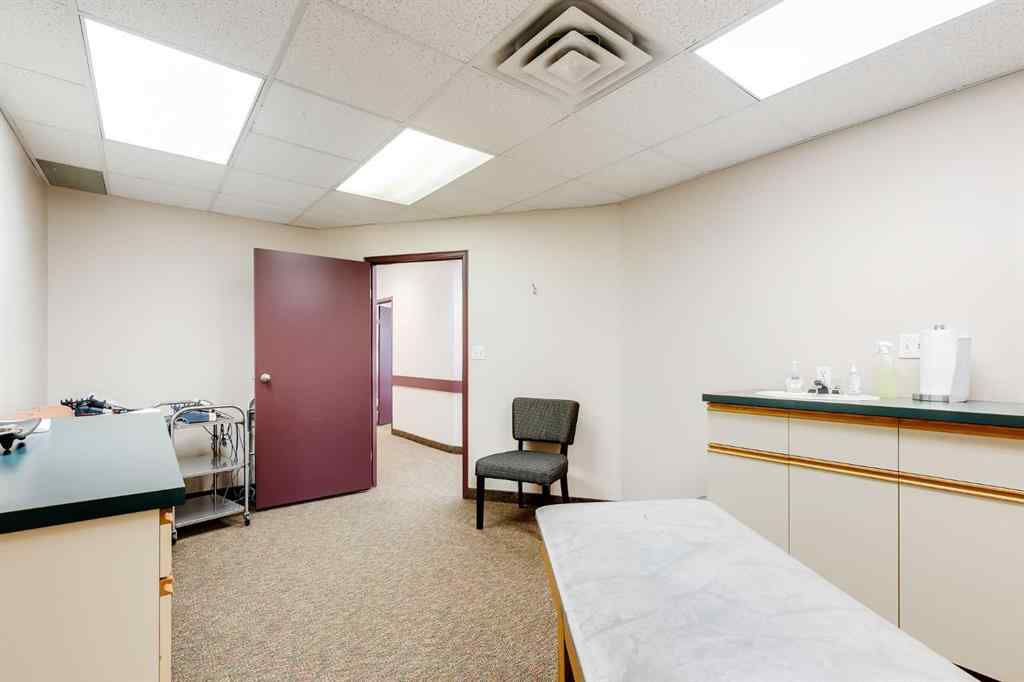 MLS® A2265377 - 5120 50 Avenue  in NONE Olds, Commercial