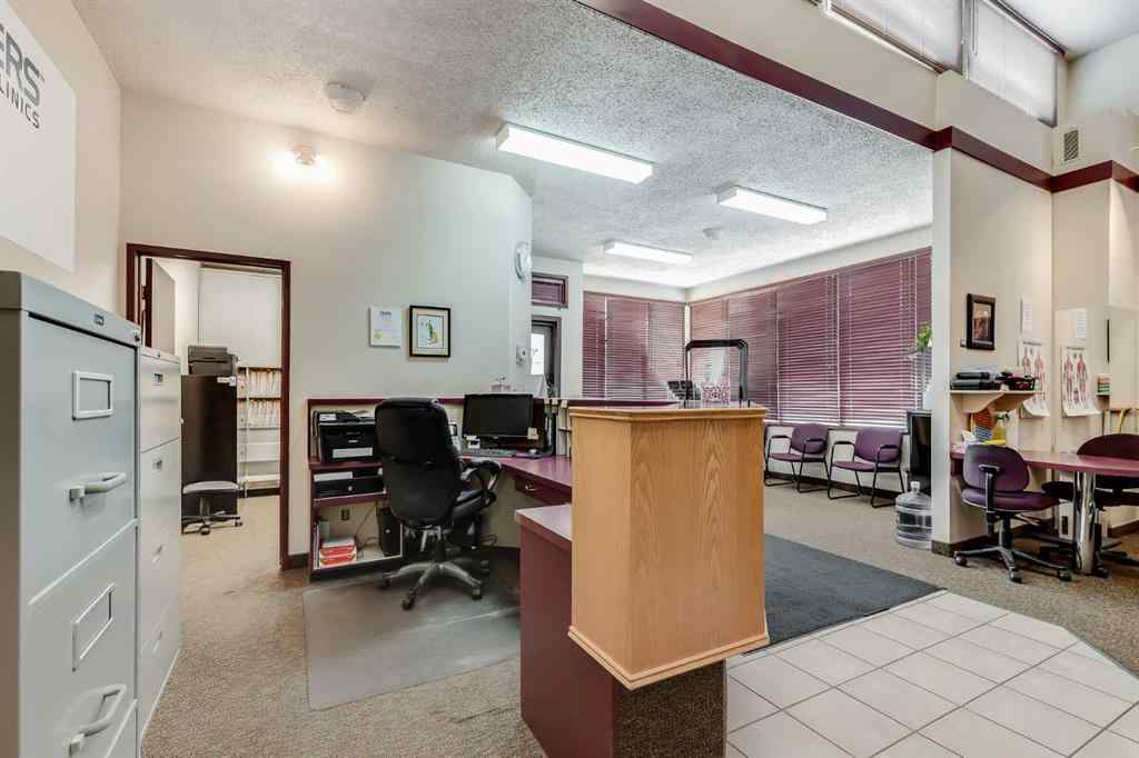 MLS® A2265377 - 5120 50 Avenue  in NONE Olds, Commercial