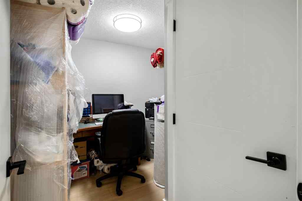 MLS® A2265378 - 123 Pinemill Way NE in Pineridge Calgary, Residential