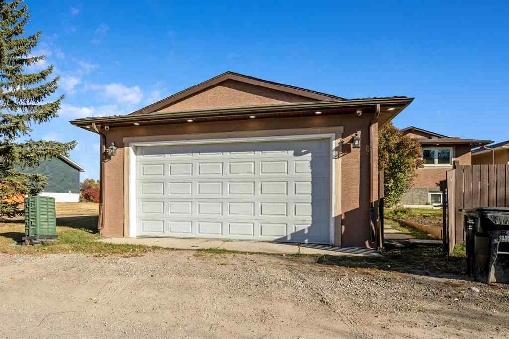 MLS® A2265378 - 123 Pinemill Way NE in Pineridge Calgary, Residential