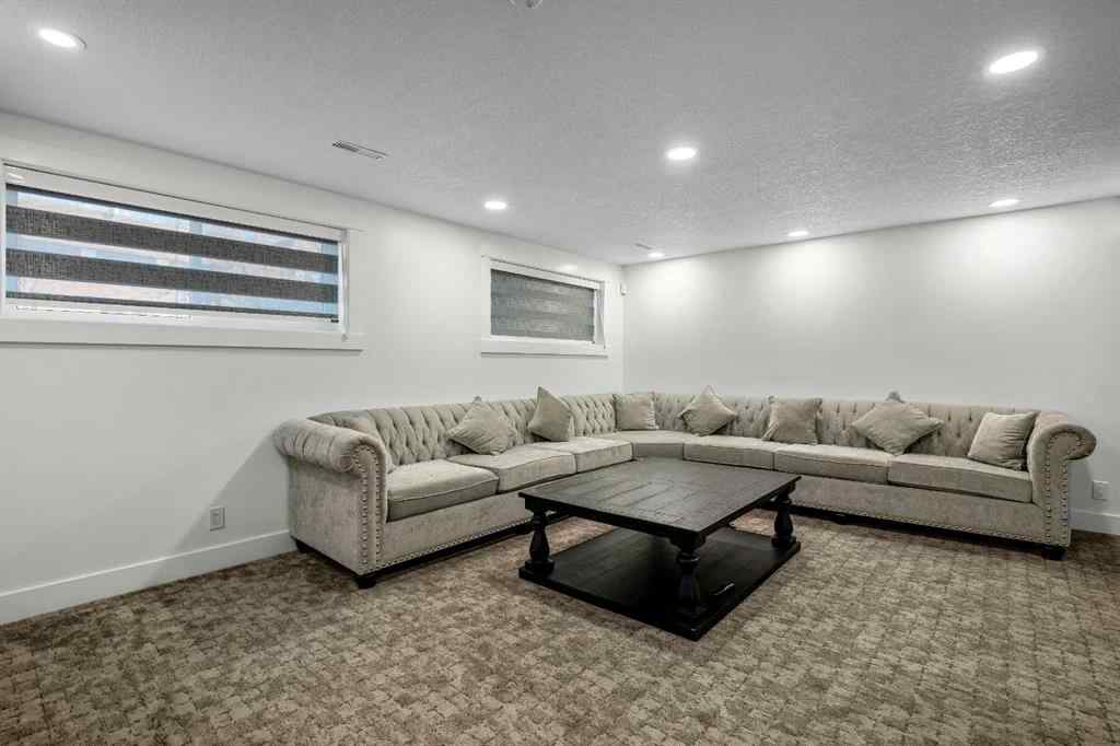 MLS® A2265378 - 123 Pinemill Way NE in Pineridge Calgary, Residential