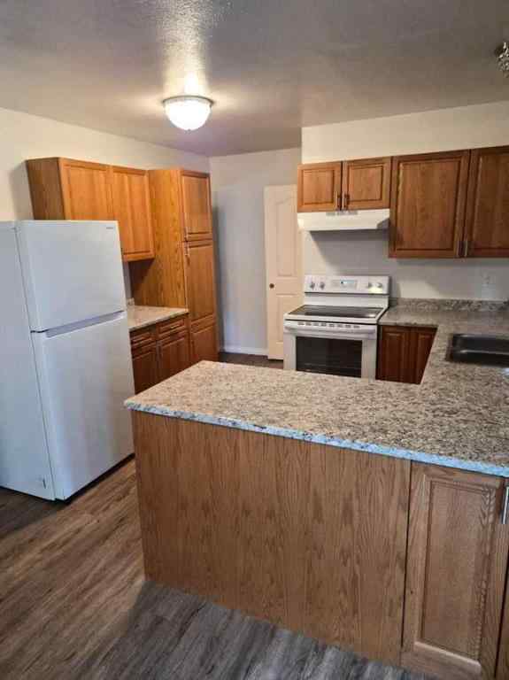 MLS® A2265381 - 214 7 Street  in N/A Beaverlodge, Residential