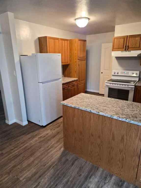 MLS® A2265381 - 214 7 Street  in N/A Beaverlodge, Residential