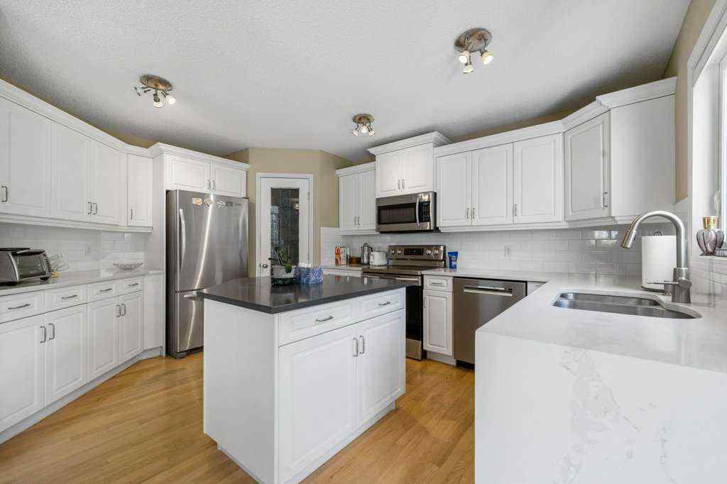 MLS® A2265386 - 23 Valley Ponds Way NW in Valley Ridge Calgary, Residential