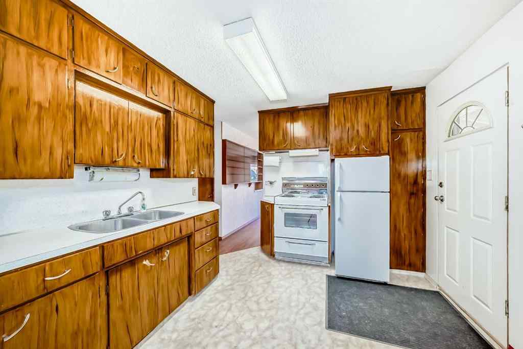 MLS® A2265388 - 2137 20 Avenue  in NONE Didsbury, Residential