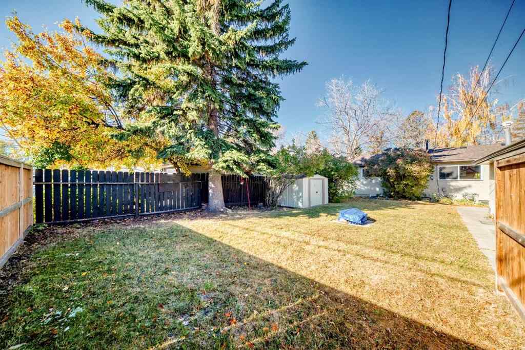 MLS® A2265391 - 1942 Cottonwood Crescent SE in Southview Calgary, Residential