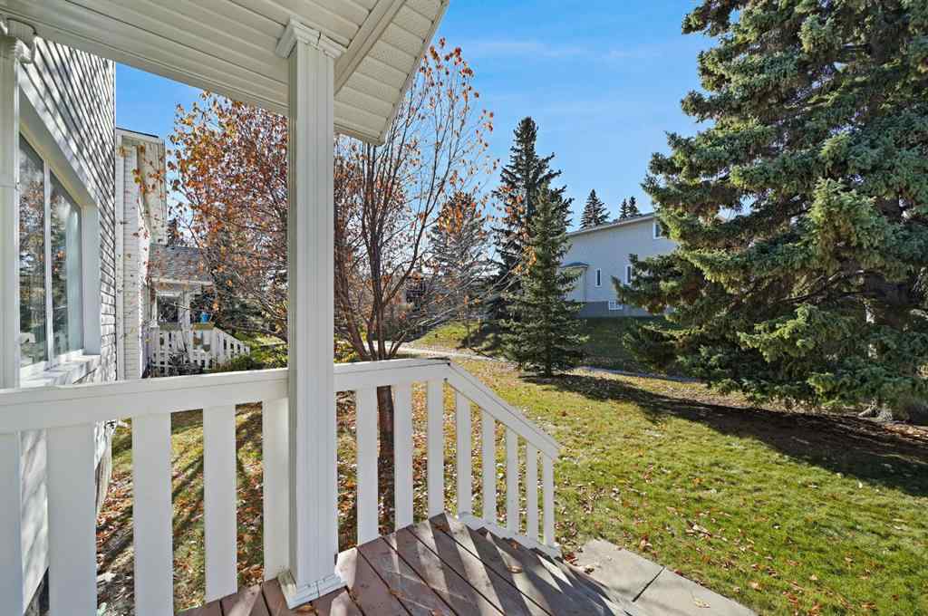 MLS® A2265392 - 571 Killarney Glen Court SW in Killarney/Glengarry Calgary, Residential