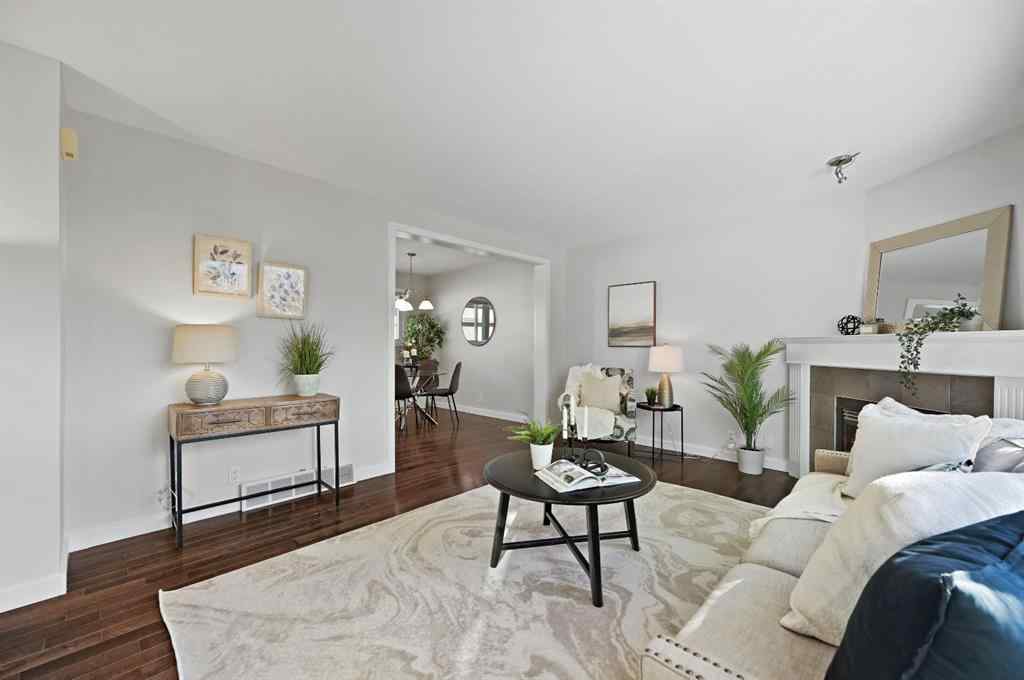 MLS® A2265392 - 571 Killarney Glen Court SW in Killarney/Glengarry Calgary, Residential