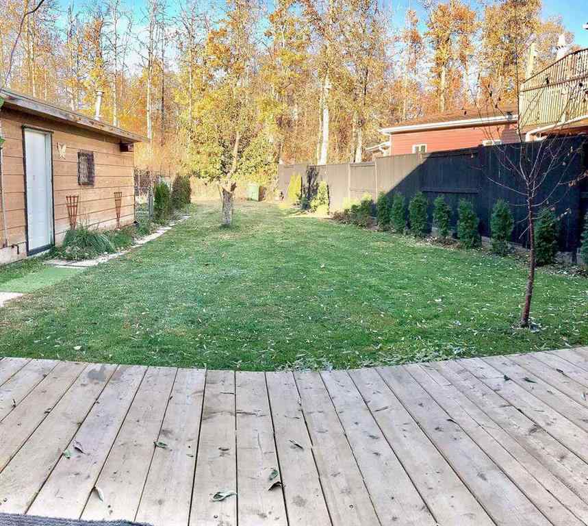 MLS® A2265393 - 5232 38 Street Crescent  in Margodt Innisfail, Residential