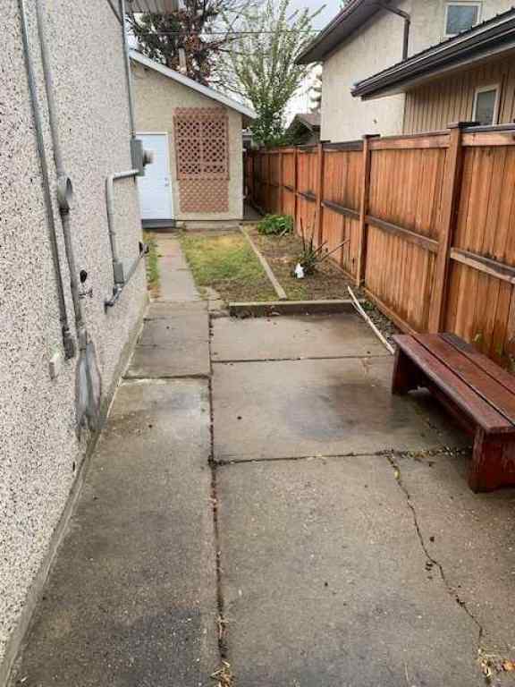 MLS® A2265395 - 1717 13 Avenue N in Winston Churchill Lethbridge, Rental