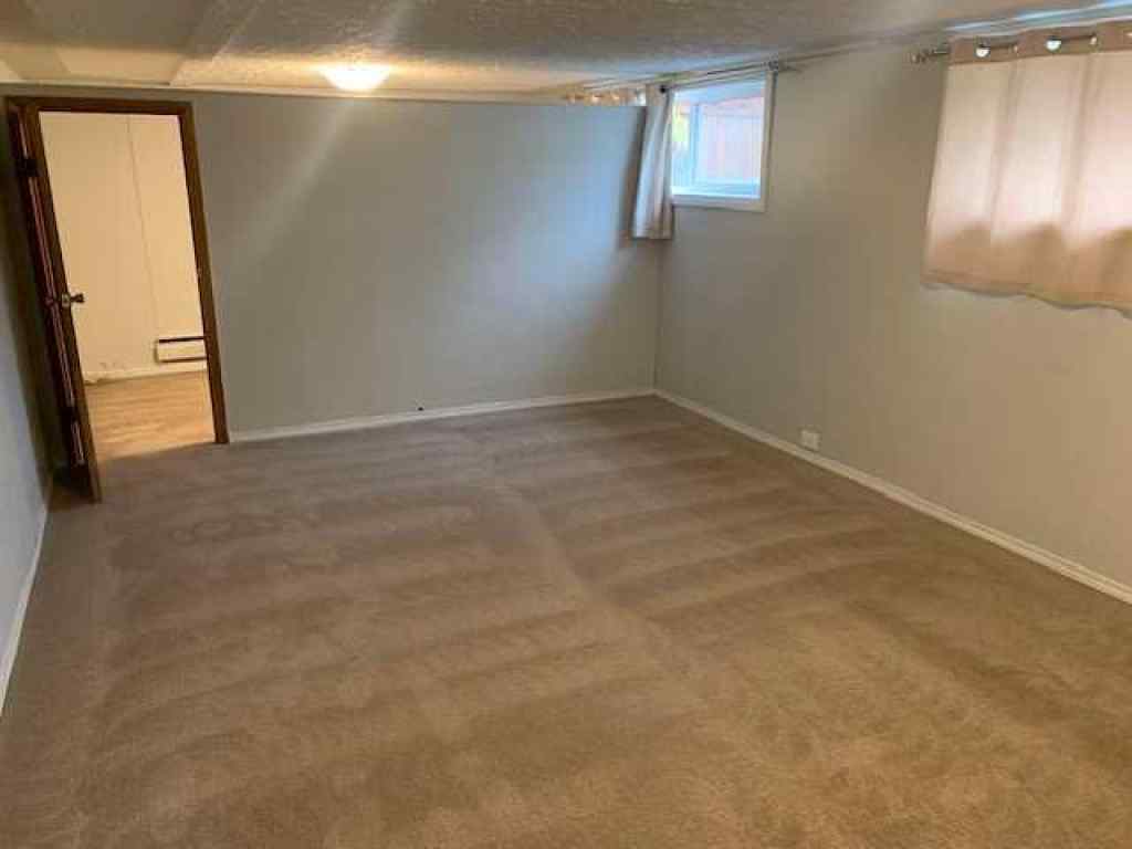 MLS® A2265395 - 1717 13 Avenue N in Winston Churchill Lethbridge, Rental