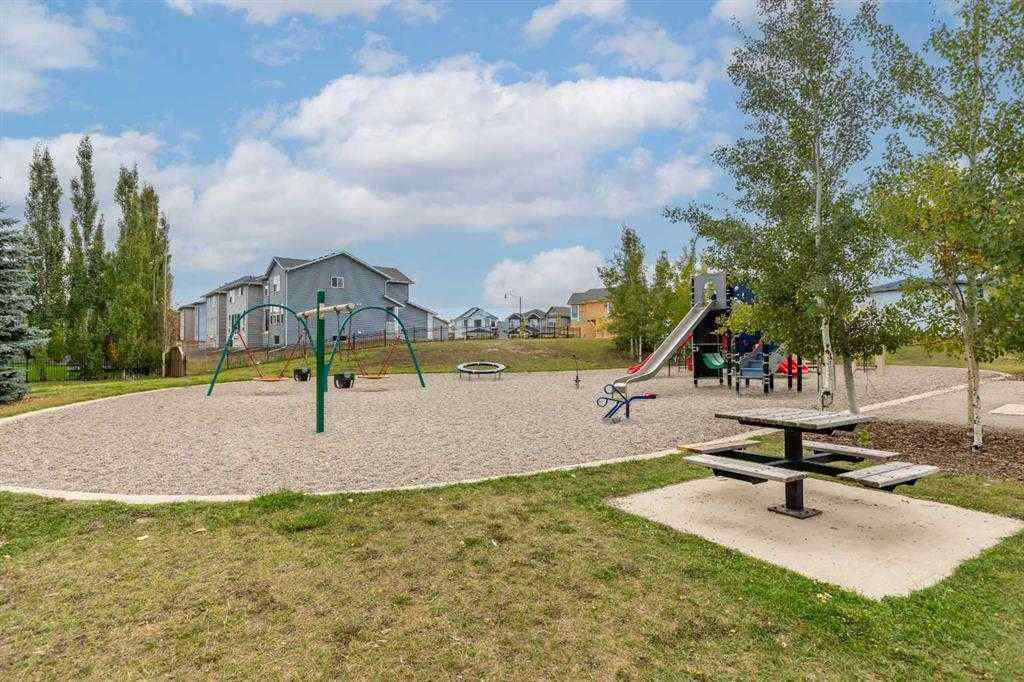 MLS® A2265397 - 611 Monteith Drive SE in Montrose High River, Residential