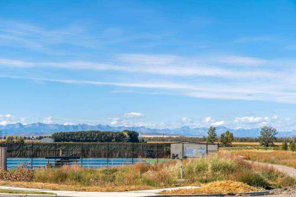 MLS® A2265397 - 611 Monteith Drive SE in Montrose High River, Residential