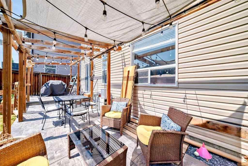 MLS® A2265399 - 423 Morningside Way SW in Morningside Airdrie, Residential