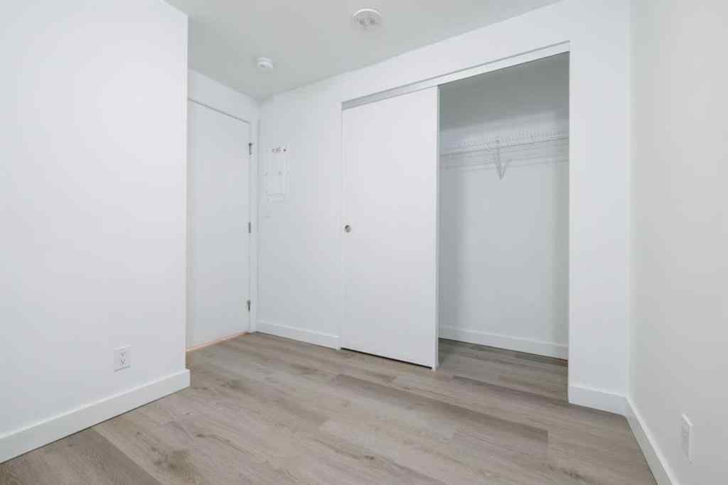 MLS® A2265402 - Unit #203 123 4 Street NE in Crescent Heights Calgary, Residential