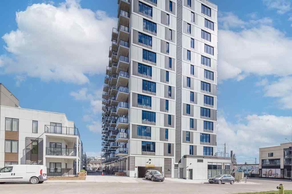 MLS® A2265402 - Unit #203 123 4 Street NE in Crescent Heights Calgary, Residential