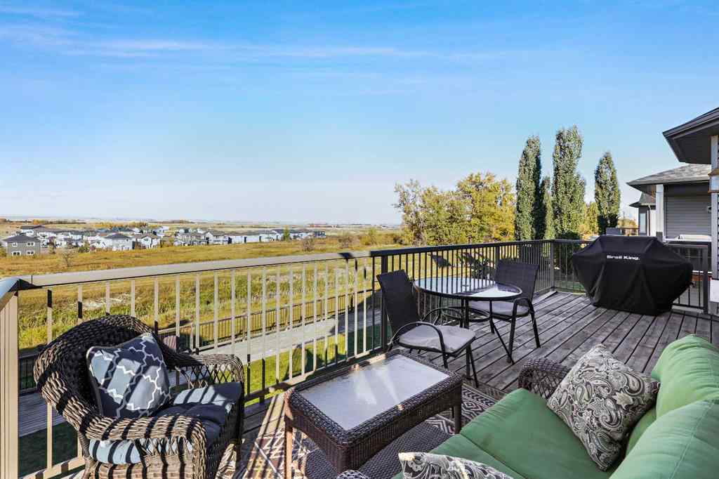 MLS® A2265403 - 100 Hillcrest Boulevard  in Hillview Estates Strathmore, Residential