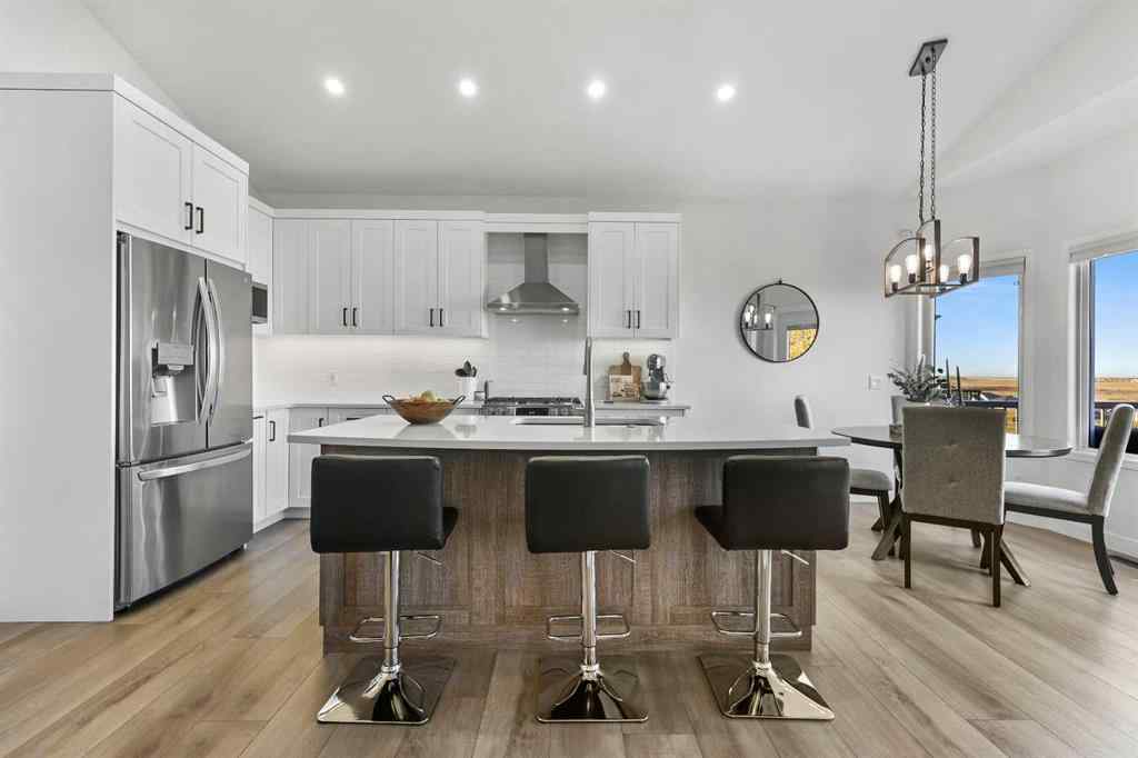 MLS® A2265403 - 100 Hillcrest Boulevard  in Hillview Estates Strathmore, Residential