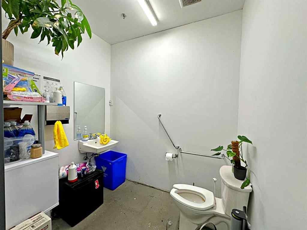 MLS® A2265405 - Unit #305 400 MacKenzie Boulevard  in Mackenzie Park Fort McMurray, Commercial