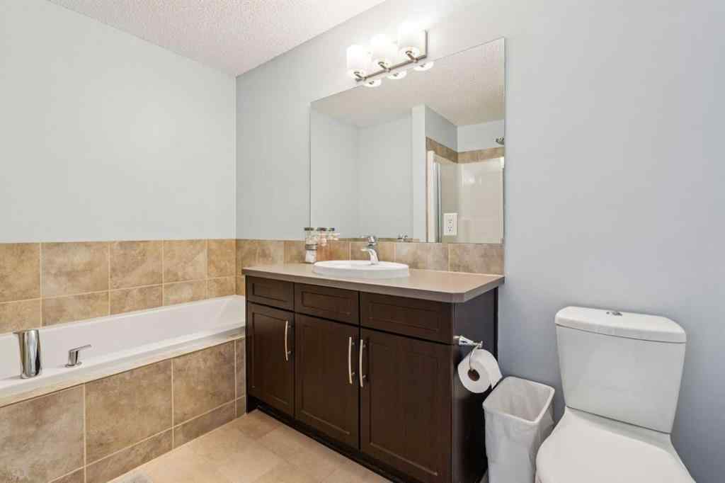 MLS® A2265408 - 480 River Heights Green  in River Heights Cochrane, Residential