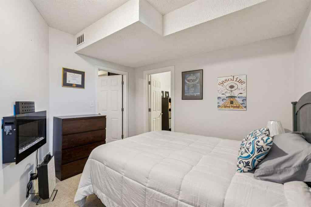 MLS® A2265408 - 480 River Heights Green  in River Heights Cochrane, Residential