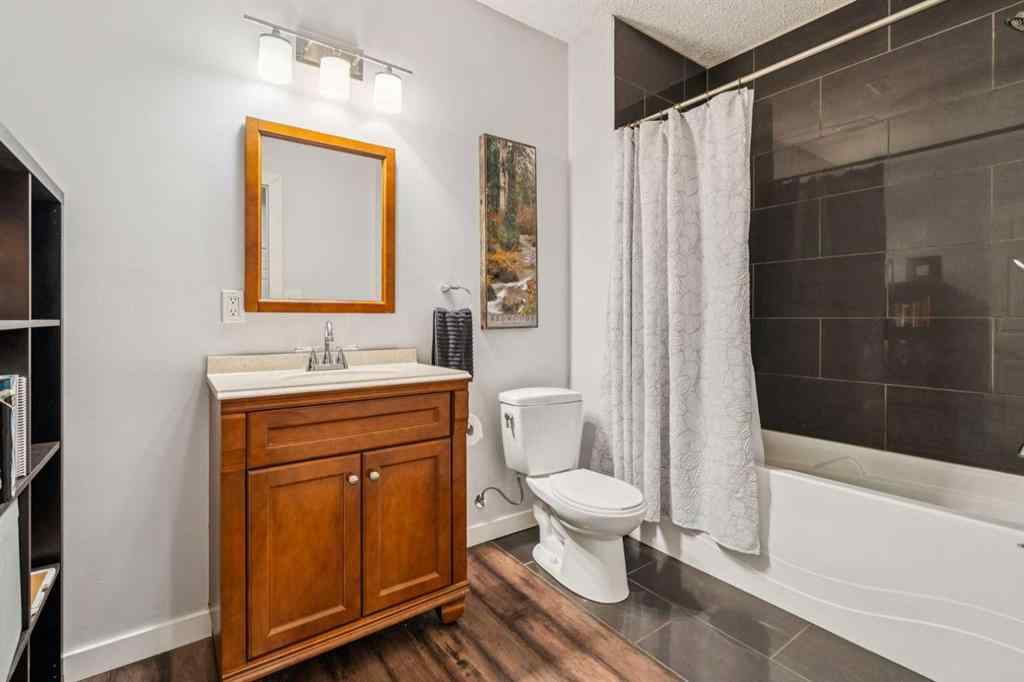 MLS® A2265408 - 480 River Heights Green  in River Heights Cochrane, Residential