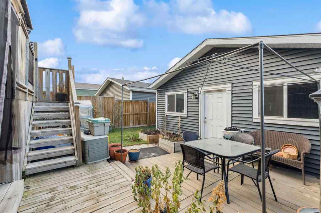 MLS® A2265408 - 480 River Heights Green  in River Heights Cochrane, Residential