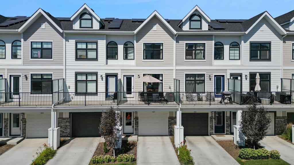 MLS® A2265410 - 157 Les Jardins Park SE in Douglasdale/Glen Calgary, Residential