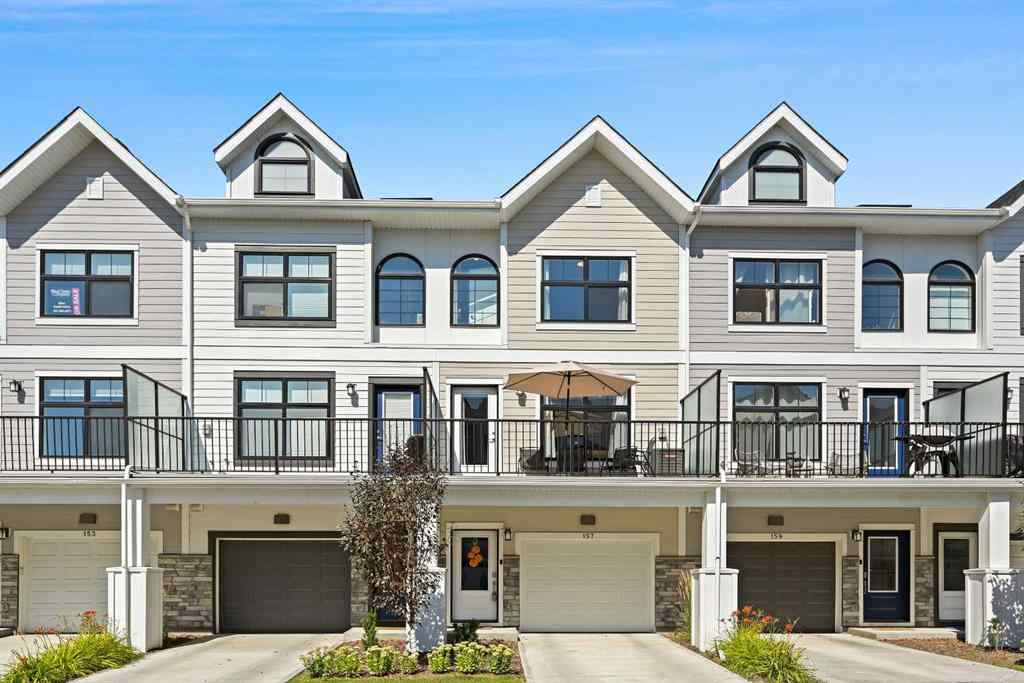 MLS® A2265410 - 157 Les Jardins Park SE in Douglasdale/Glen Calgary, Residential