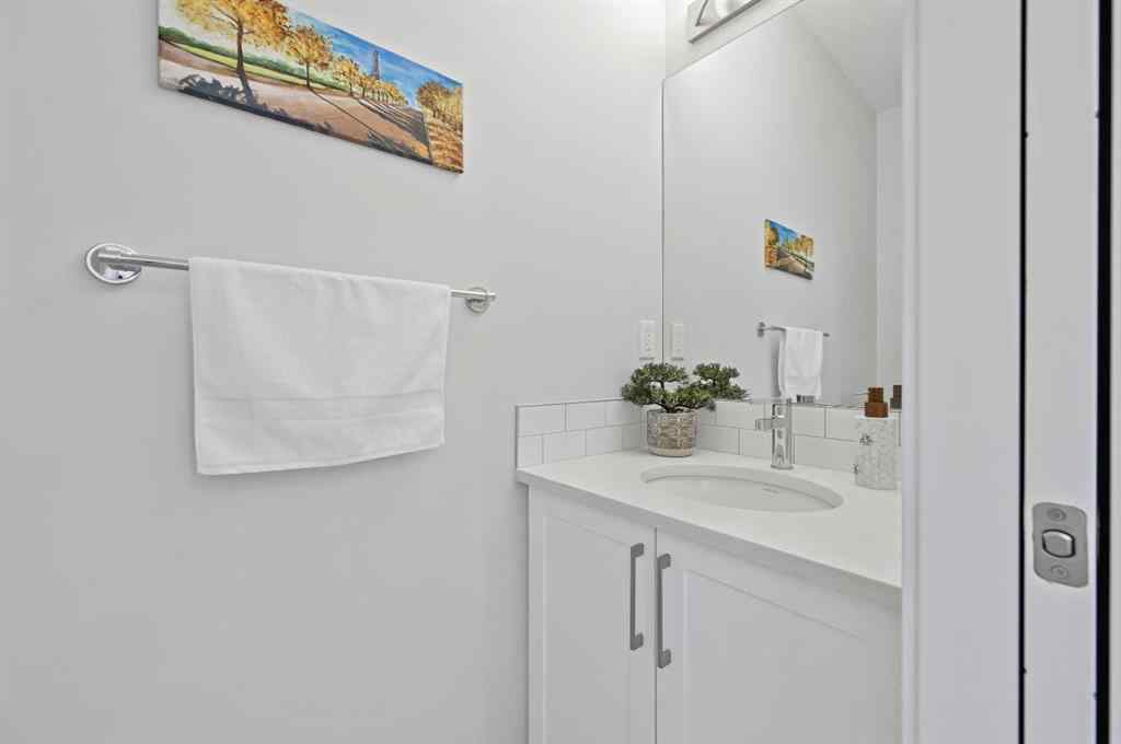 MLS® A2265410 - 157 Les Jardins Park SE in Douglasdale/Glen Calgary, Residential