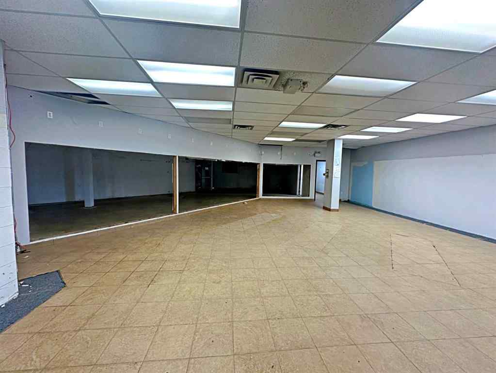 MLS® A2265411 - Unit #450 208 Beacon Hill Drive  in Beacon Hill Fort McMurray, Commercial