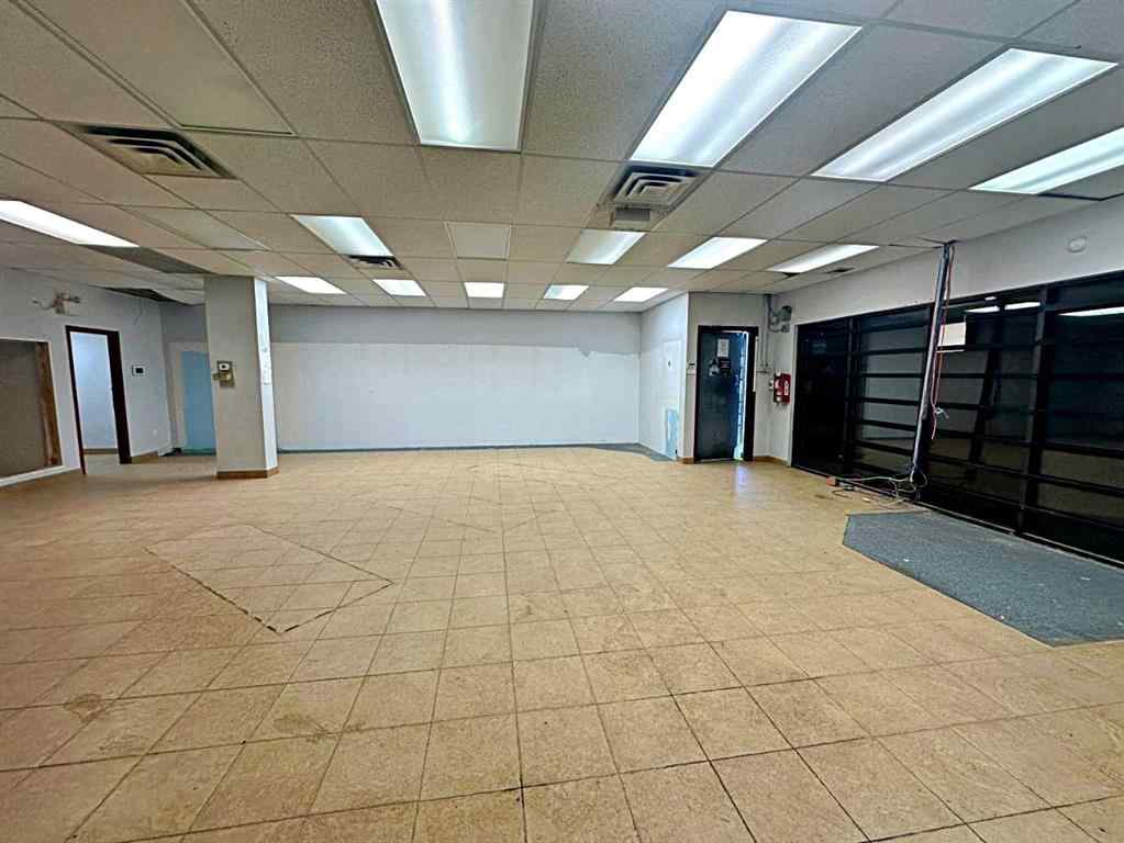 MLS® A2265411 - Unit #450 208 Beacon Hill Drive  in Beacon Hill Fort McMurray, Commercial