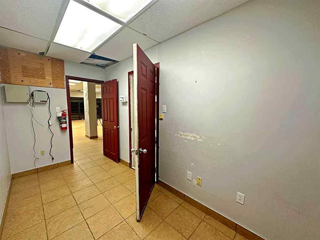 MLS® A2265411 - Unit #450 208 Beacon Hill Drive  in Beacon Hill Fort McMurray, Commercial