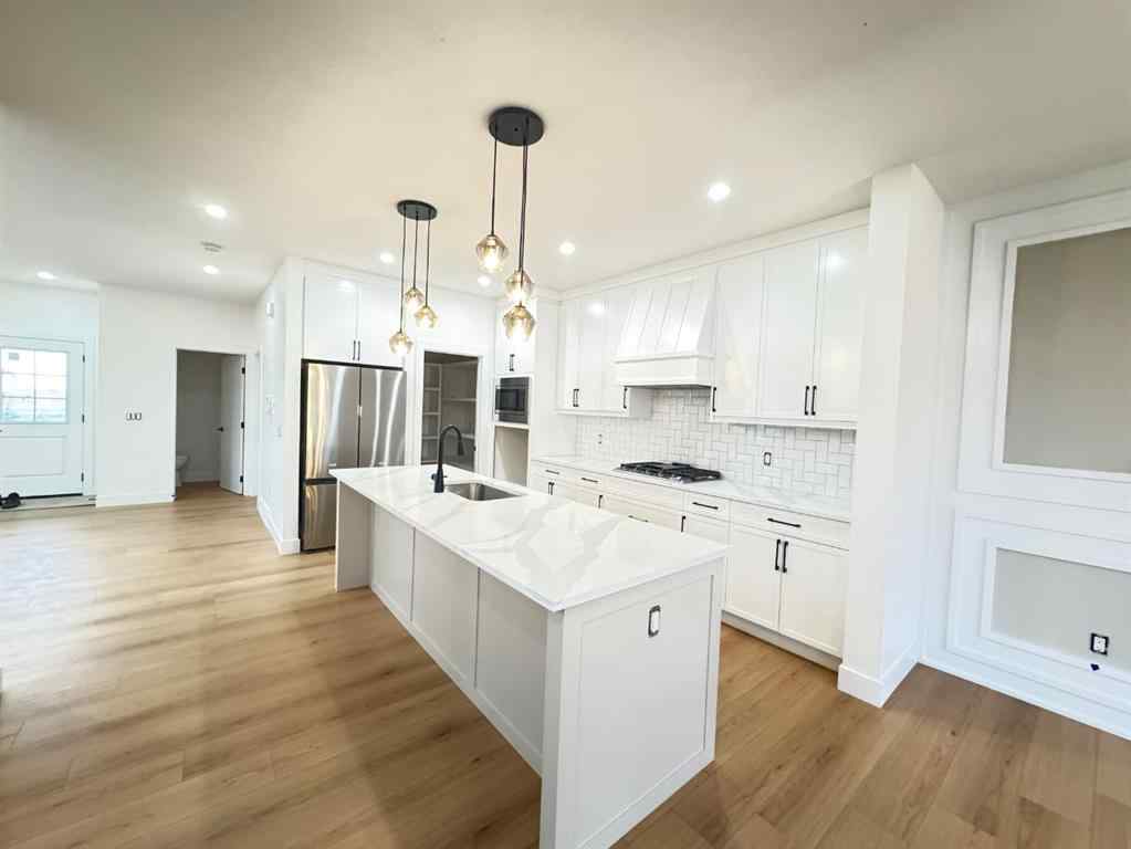 MLS® A2265417 - 709 Mandalay Avenue  in NONE Carstairs, Residential