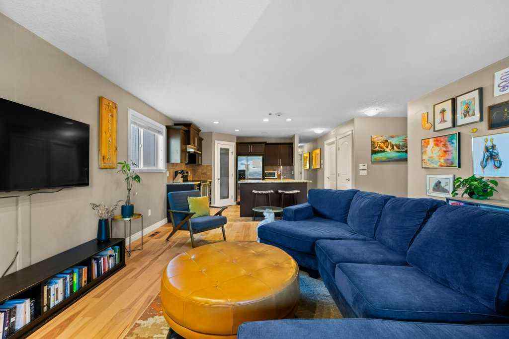 MLS® A2265427 - Unit #201 1920 26 Street SW in Killarney/Glengarry Calgary, Residential